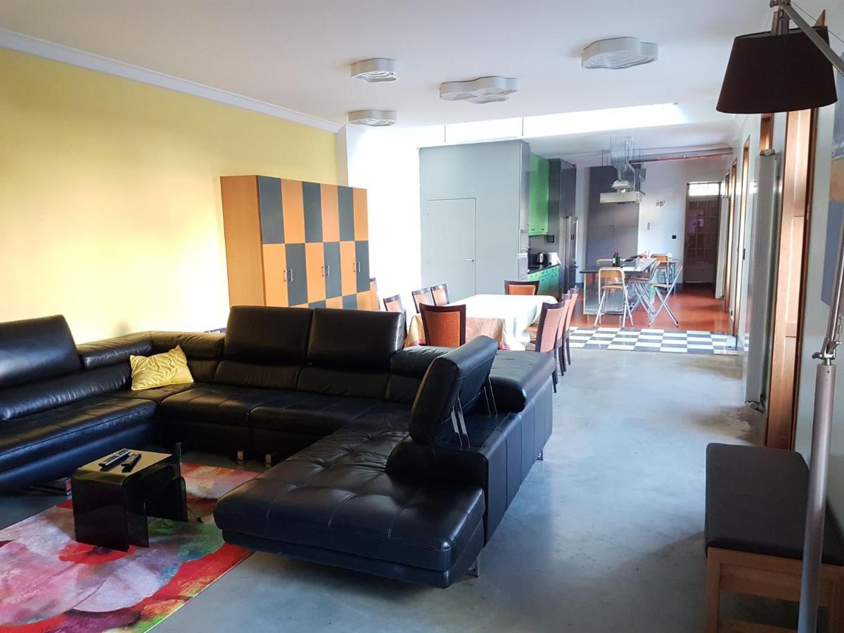 Spacieuse Maison Urbaine Proche Du Centre Ville بوتون المظهر الخارجي الصورة