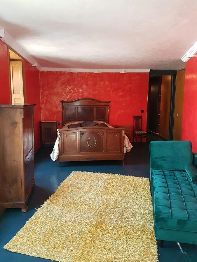 Spacieuse Maison Urbaine Proche Du Centre Ville بوتون المظهر الخارجي الصورة