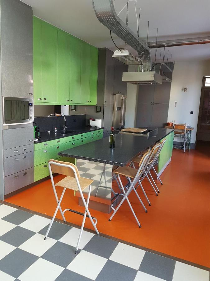 Spacieuse Maison Urbaine Proche Du Centre Ville بوتون المظهر الخارجي الصورة